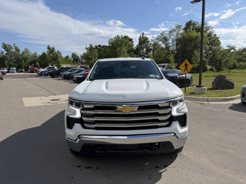 chevrolet silverado 1500 2024 1GCRDKEK3RZ334470 image